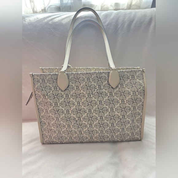 Kate Spade Black and Cream Tote - Picture 6 of 10